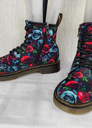 Ботинки,берци текстильние dr. martens pascal rose fantasy  р.33.5