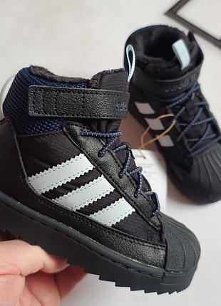 Нові оригінальні зимові черевики для хлопчика adidas superstar р22,23,23.5,25,25.5,26, 26.5заміри устілок є на фото