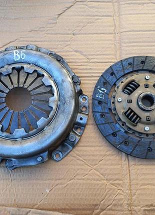 Комплект сцепления mazda 323/323f 1.6 16v двигатель б6