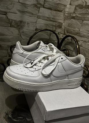 Кросівки nike