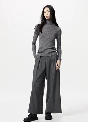Гольф uniqlo 100% меріносова вовна