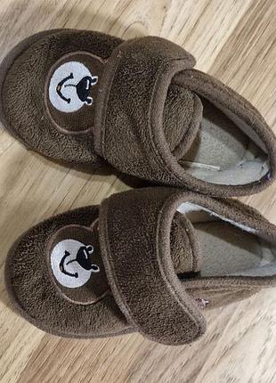 Тапочки. детские тапочки детские тапки. тапки детские тапки. детские тапочки