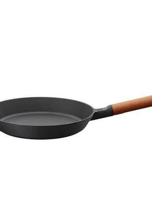 Сковорода чугунная fiskars norden 28 см 1026571