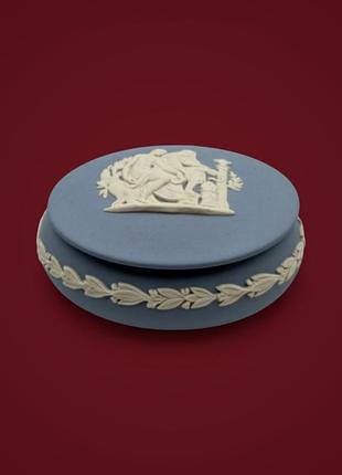 Керамічна скринька wedgwood