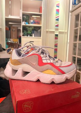 Кросівки nike