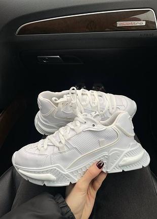 Женские кроссовки daymaster white