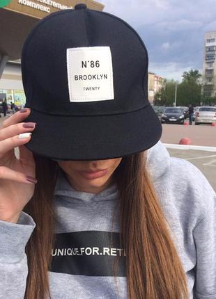 Кепка снепбек brooklyn 86 с прямым козырьком черная, унисекс
