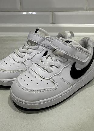 Дитячі кросівки nike