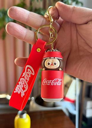 Брелок-игрушка лабубу coca-cola 6,5×2,7 см sd168 рандомная фигурка для ключей и рюкзака