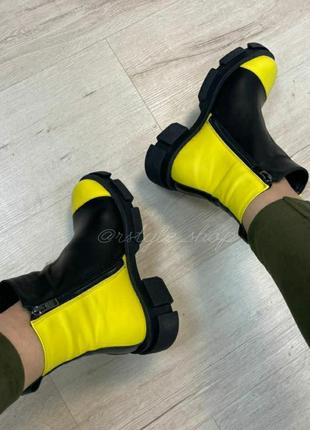 Стильні черевички chelsea margo бджілка чорно жовті