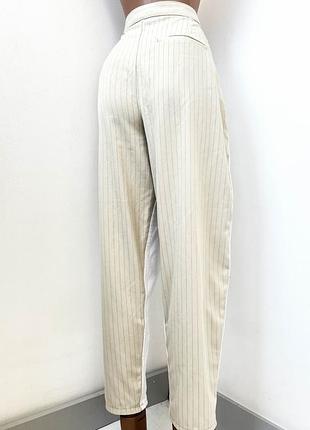 Джинсы белые брюки - комбинированые bershka