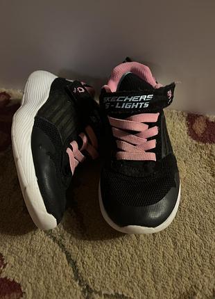 Кросівки для дівчинки