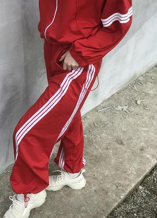 Спортивний костюм трендовий на весну
