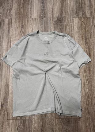 Футболка nike central swoosh l-xl