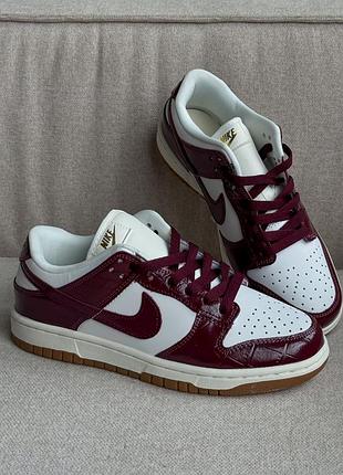 Кросівки nike dunk sb dunk burgundy croc