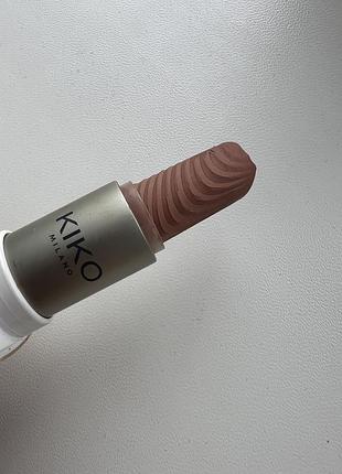 Помада kiko milano