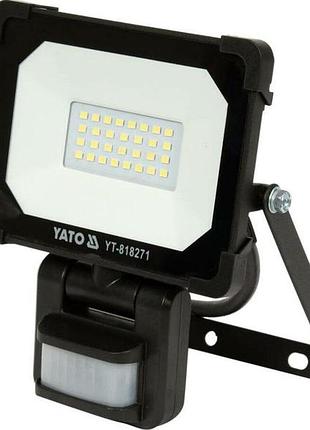 Прожектор з smd-діодним випромінювачем і датчиком руху yato : 20 вт, 230 в, 1900 лм, 30 діодів [16]