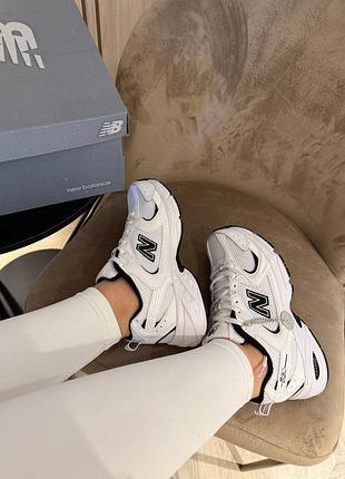 Balance 530 white black