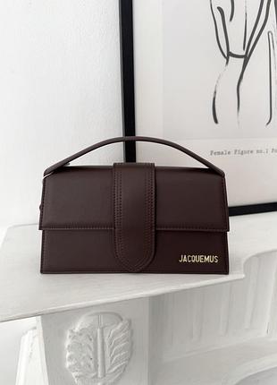 Jacquemus chocolate gold 4