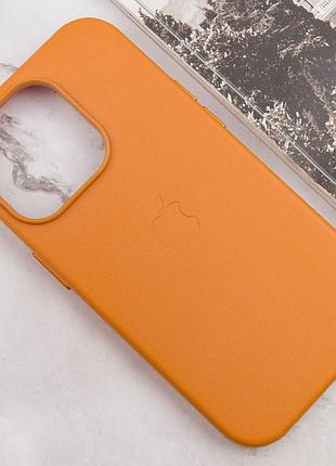 Кожаный чехол leather case (aaa) with magsafe and animation для apple iphone 13 pro (6.1") golden brown