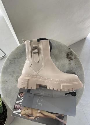 No brand beige fur
