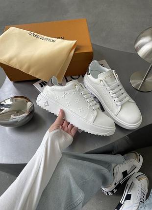 Lv time out white premium