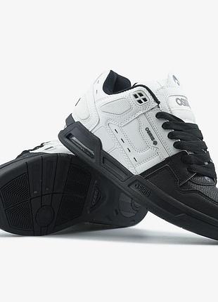 Osiris peril white black