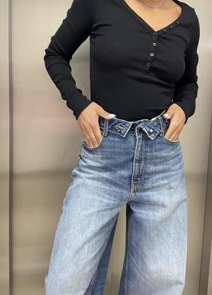 Джинсы zara из новой коллекции размера с/м