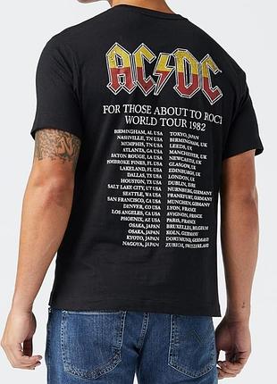 Чоловіча чорна футболка з принтом acdc for those about to rock world tour 1982