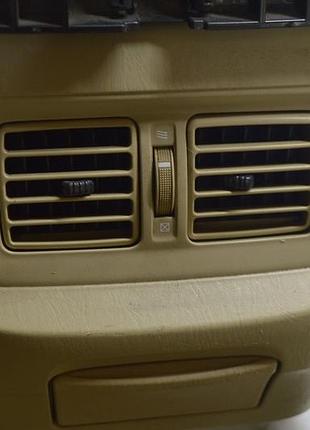 Направляющая стекла двери зад лев длинная toyota sequoia 2008-2022