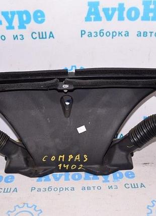 Воздуховод отопителя печки jeep compass 11-16 05058775aa