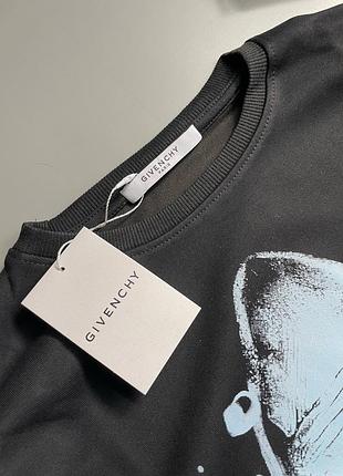 Світшот від бренду givenchy 3