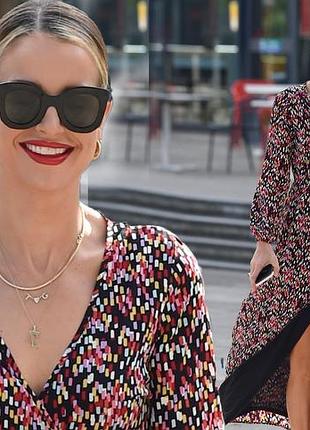Ексклюзивна максі сукня на запах vogue williams