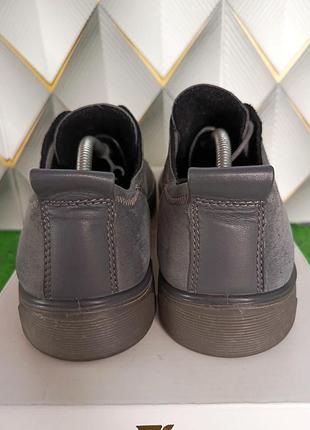 Кроссовки ecco 6