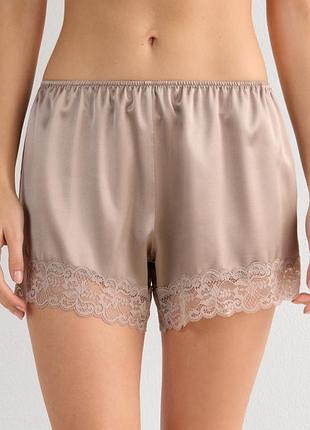 Intimissimi шелковые шорты с кружевом