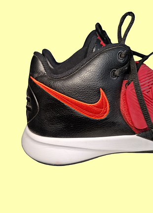 Кросівки nike kyrie flytrap 3