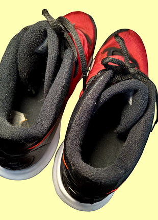 Кросівки nike kyrie flytrap 6