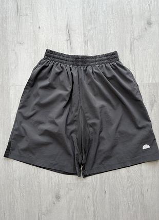 Чоловічі спортивні шорти ellesse розмір s