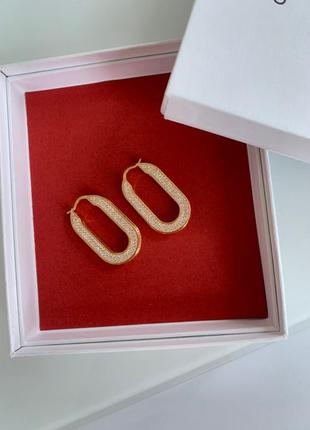 Сверкающие серьги с цирконами