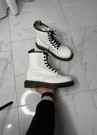 Dr. martens 1460 white smooth women’s boots