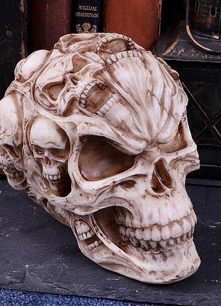 Череп- черепов.skull of skulls (nemesis now)
