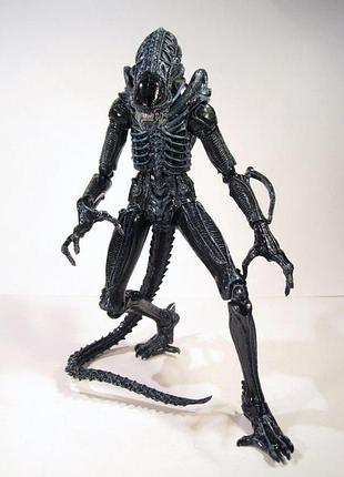 Чужой (alien-warrior) (шарнир) 4