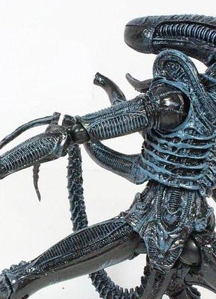 Чужой (alien-warrior) (шарнир) 8
