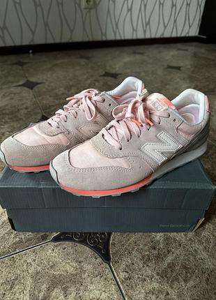 Кросівки new balance жіночі 39 розмір
