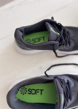 Кросівки nike 4