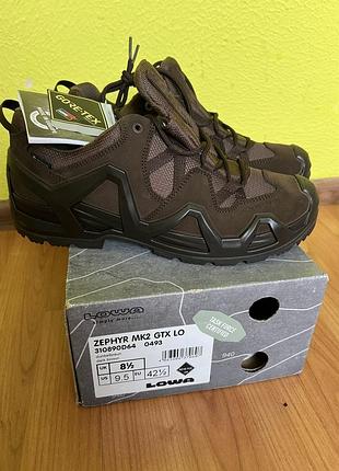 Чоловікі,кросівки "lowa zephyr mk2 gtx lotf"  dark brown,розмір 42 1/2,.матеріал верху-100% натуральна шкіра,(замша товщина 1.4-1.6 мм)