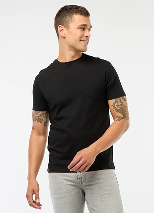 Футболка мужская kiabi, l,xl,черная,хлопок,прямая,легкая, лето,весная,хлопковая, из хлопка,тонкая,демисезон,круглый,вырез