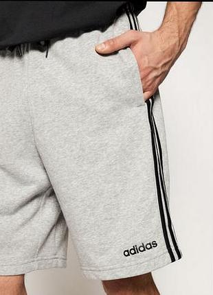 Стульячие трикотажные шорты adidas