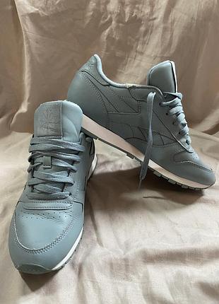 Кросівки чоловічі reebok classic шкіряні розмір 40.5