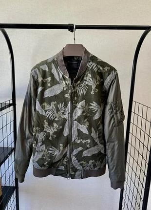 Чоловіча куртка бомбер allsaints m з льоном у складі